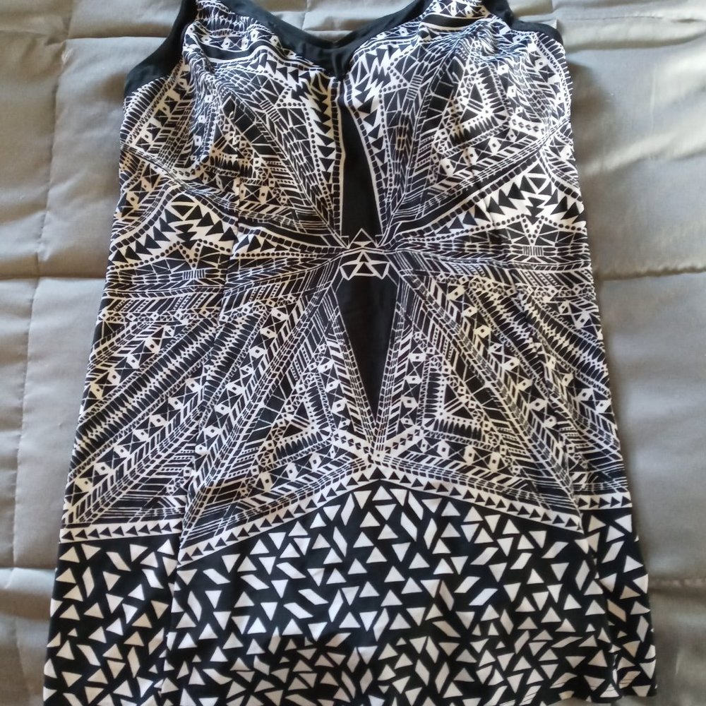 SWIM DRESS plus size 22 bathing suit very flattering & comfortable